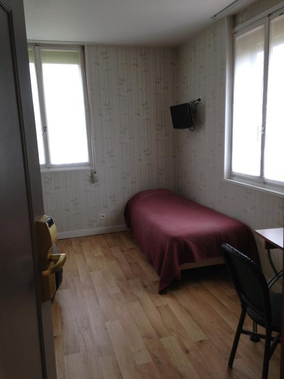 Arcantis Hotel La Residence Cergy Room photo